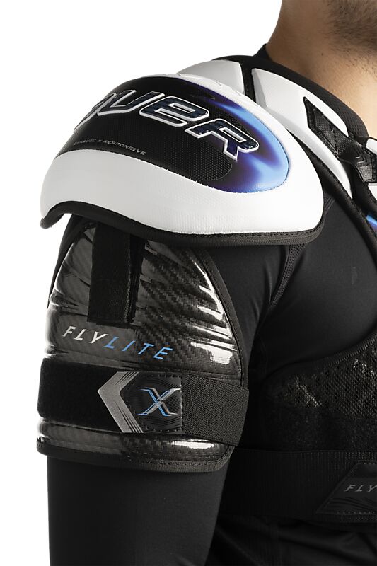 BAUER S25 Vapor Flylite Shoulder Pad-int på
