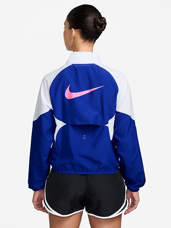 NIKE W NK TEMPO SWSH JACKET på