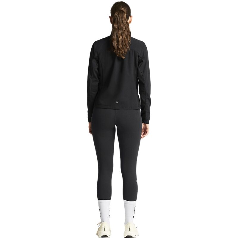 CRAFT W Adv Essence Warm Jkt 2 på