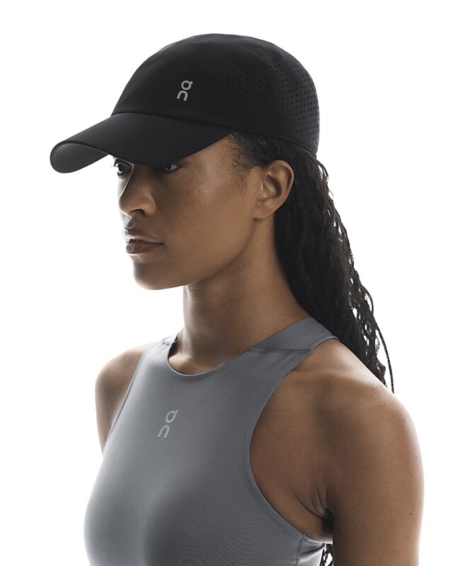 ON LIGHTWEIGHT CAP på