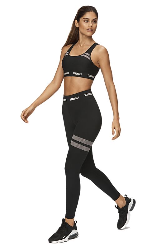 STRONGER Hero Leggings på