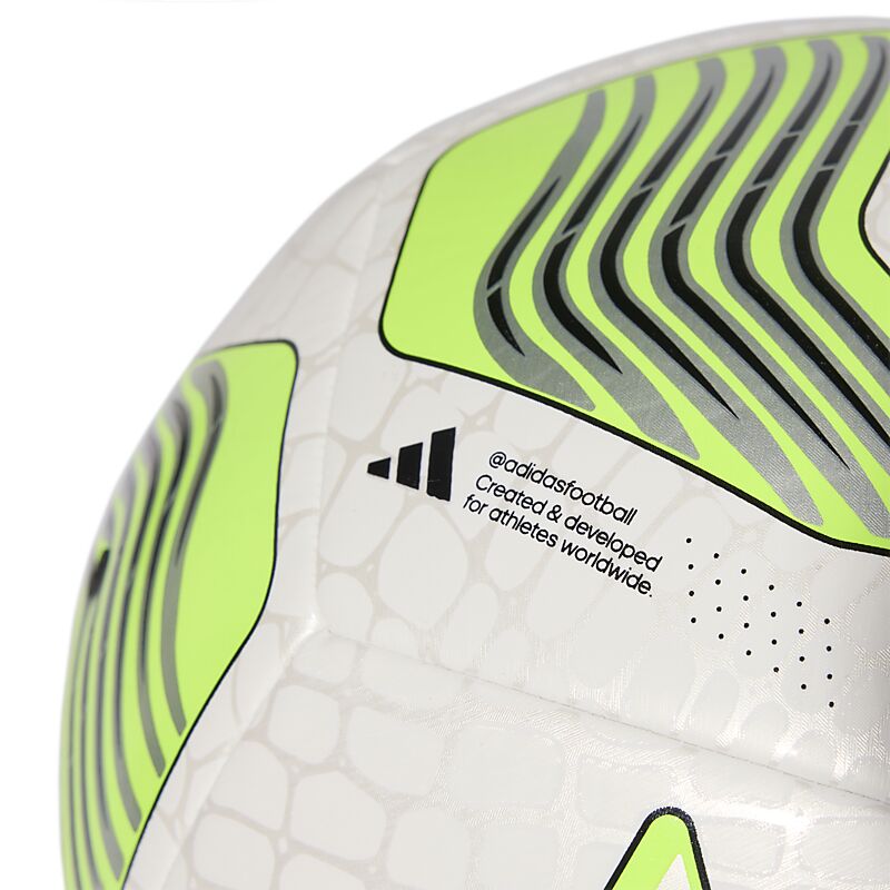 ADIDAS Predator Trn på