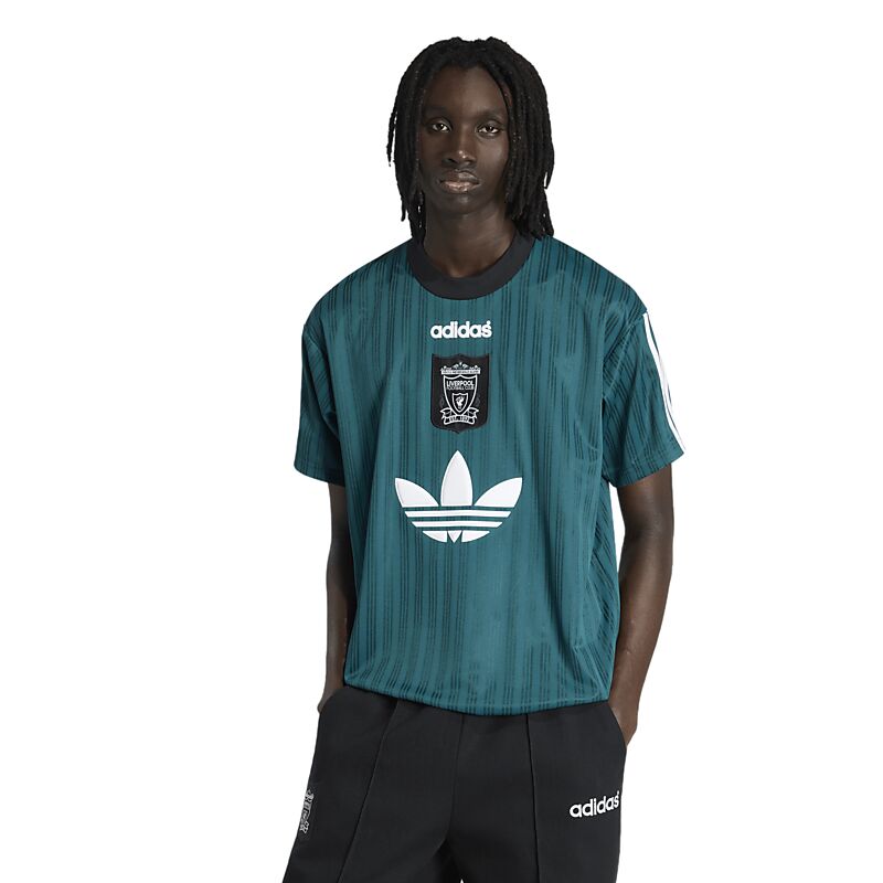 ADIDAS ORIGINALS LFC POLY TEE 95 på