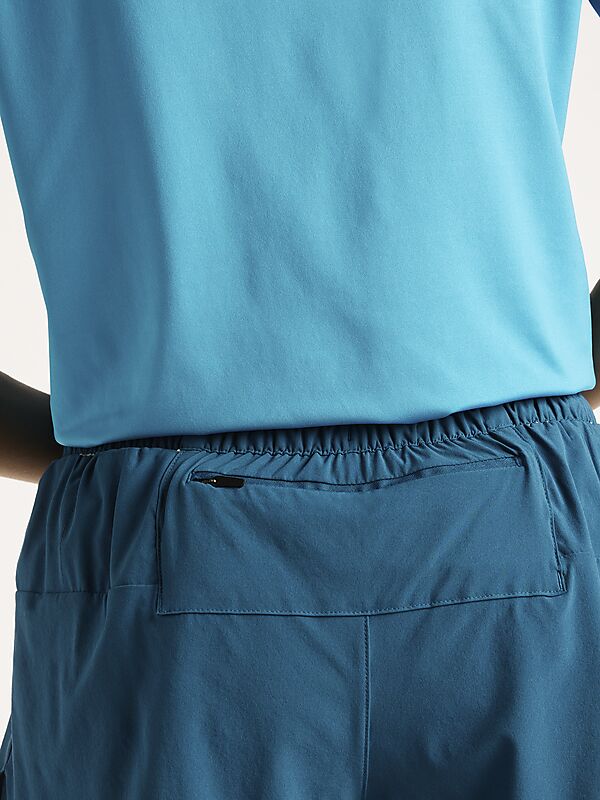 NEW BALANCE W ATHLETICS RUN SHORTS 5" på