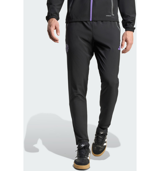 ADIDAS Adidas Manchester United Tiro 25 Competition Vis Tech Travel Pants på