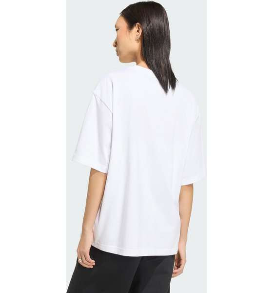 ADIDAS ORIGINALS Adidas Originals Essentials Boyfriend T-shirt på