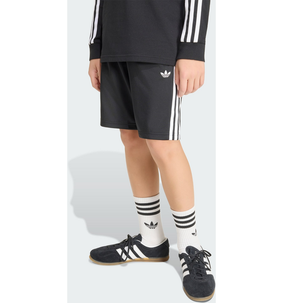 ADIDAS ORIGINALS Adidas Originals Firebird Shorts på