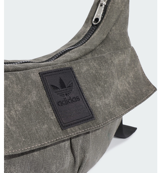ADIDAS ORIGINALS Adidas Originals Washed Moon Väska på
