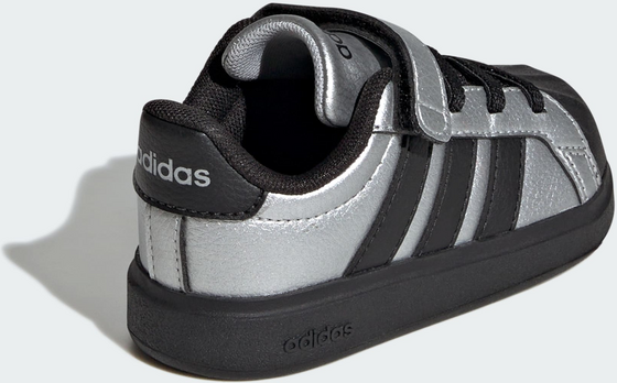 ADIDAS Adidas Streettalk på