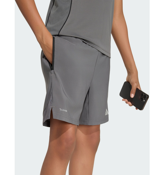 ADIDAS Adidas Tech Apparel Shorts på