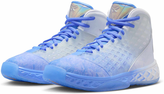 NIKE Big Kids' Basketball Shoes Kobe Iii på