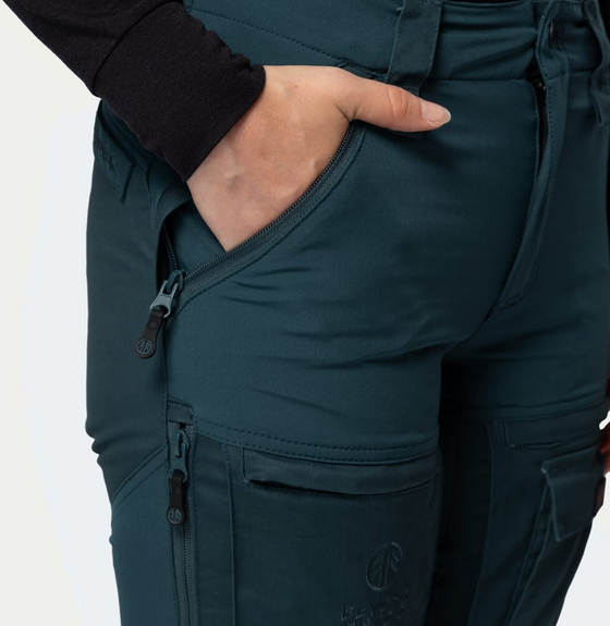 BEYOND NORDIC Bn001 V2 Hiking Pants Women's på