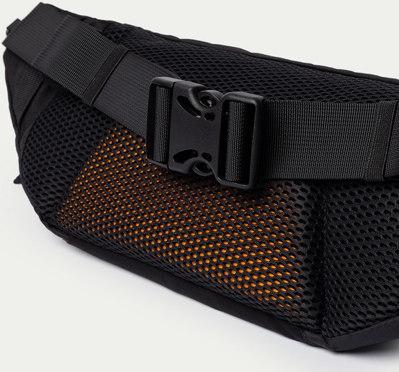 BEYOND NORDIC Bn505 Waist Pack 2,5l på