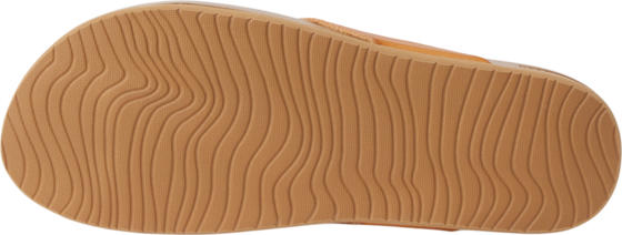 REEF Cushion Court på