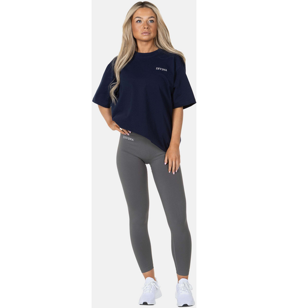DIVINA Divina T-shirt 'laxus' på