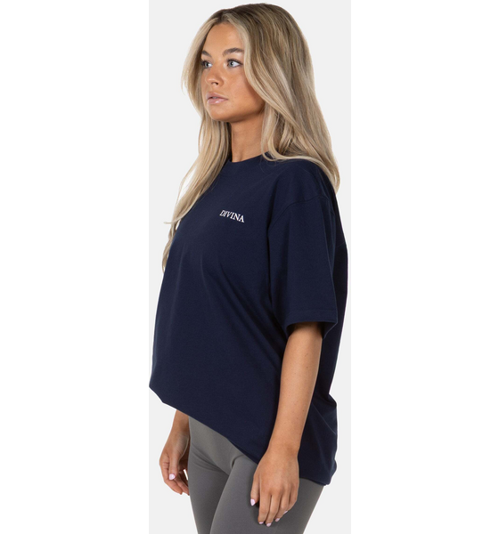 DIVINA Divina T-shirt 'laxus' på