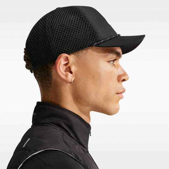 NIKE Dri-fit Unstructured Swoosh Run Cap Pro på