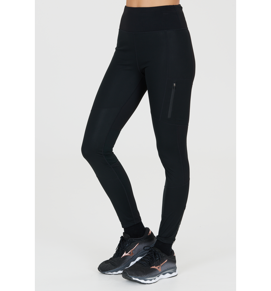 ENDURANCE Elinor Tight på