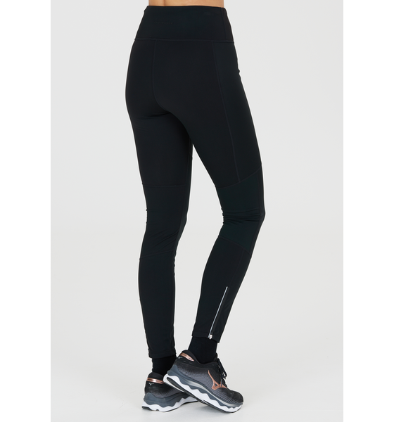 ENDURANCE Elinor Tight på