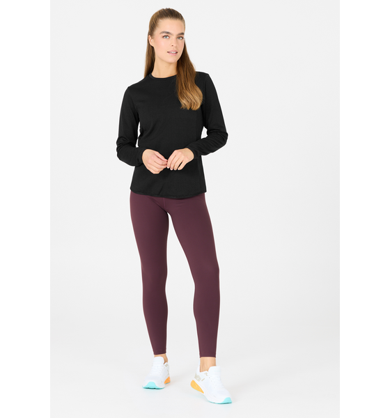 ENDURANCE Leah Midlayer på