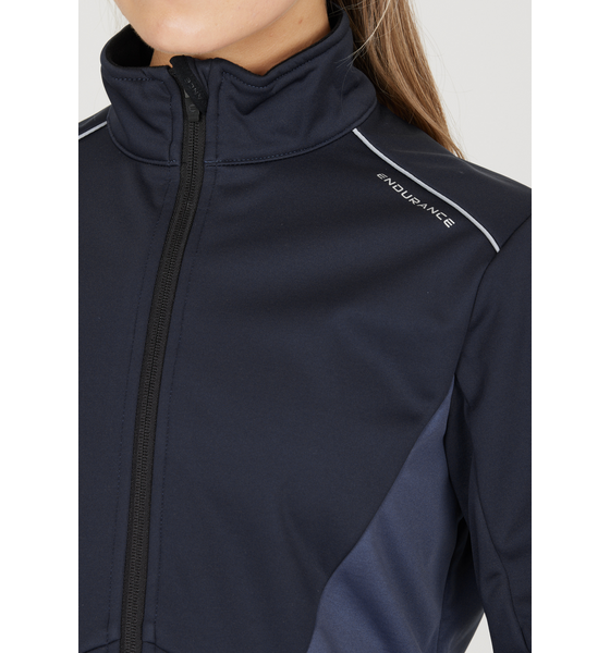 ENDURANCE Loralei Softshell Jacket på