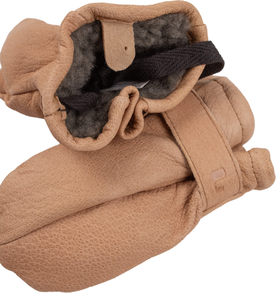 LINDBERG Lumi Baby Mitten på