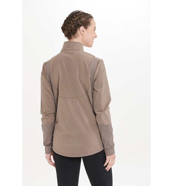 ENDURANCE Medear Jacket på