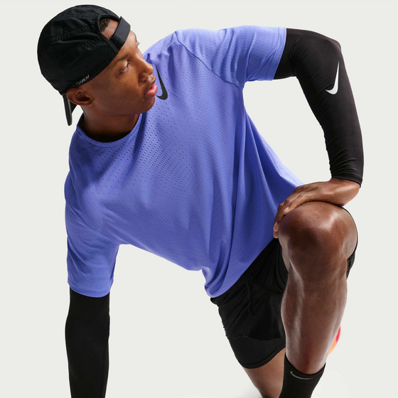 NIKE Men's Dri-fit Adv Short-sleeve Running Top Aeroswift på