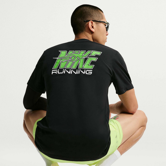NIKE Men's Dri-fit Running T-shirt Nike på