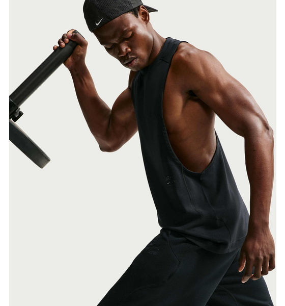 NIKE Men's Dri-fit Training Tank N.a.c. på