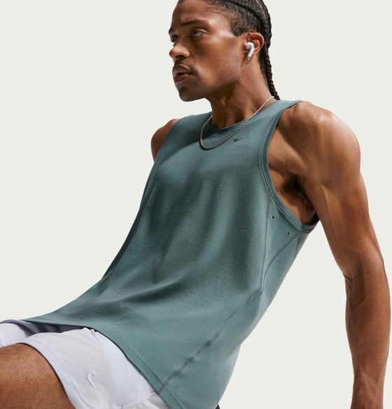 NIKE Men's Dri-fit Versatile Tank Top Primary på