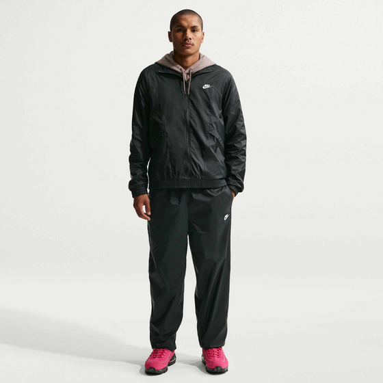 NIKE Men's Woven Tracksuit Club på