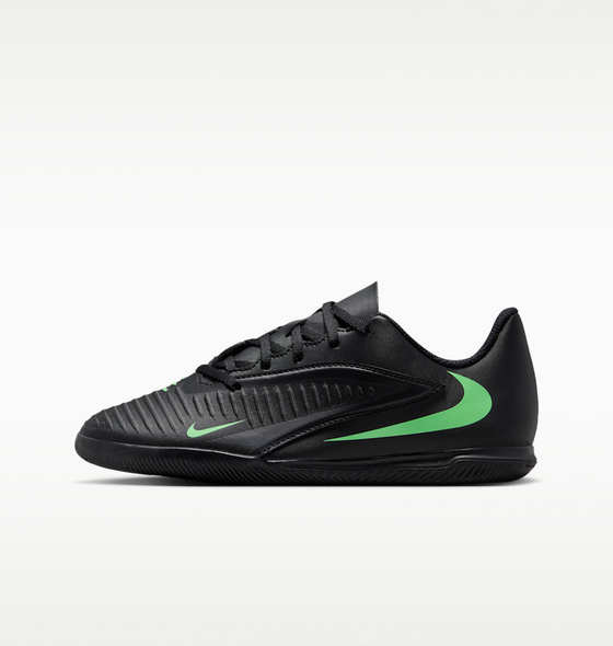 NIKE Jr Phantom 6 Low Club Ic på