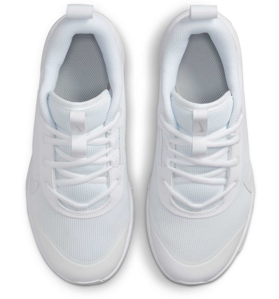 NIKE Older Kids' Indoor Court Shoes Omni Multi-court på
