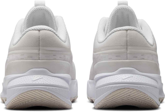 NIKE Older Kids' Running Shoes Star Runner 5 på