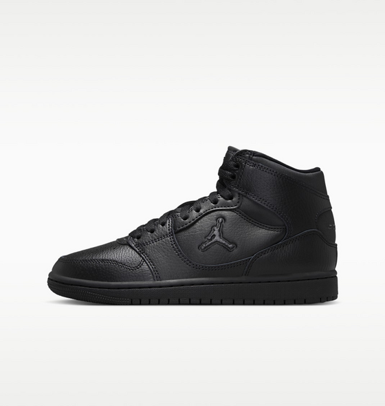 JORDAN Older Kids' Shoes Jordan Court Connect Mid på