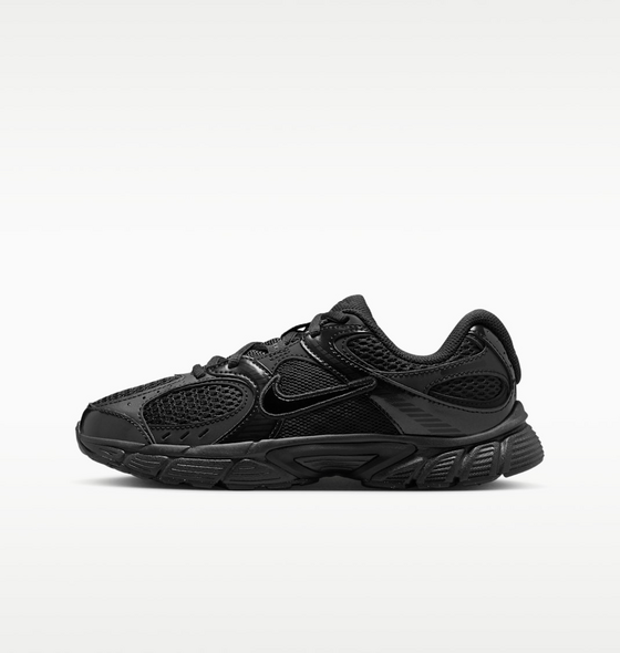 NIKE Older Kids' Shoes V5 Rnr på