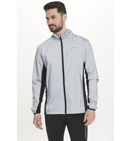ENDURANCE Peelier Jacket på