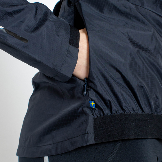 SALMING Sarek Jacket Wmn på