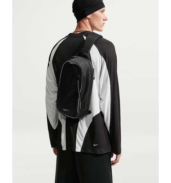 NIKE Sling Bag (8l) Commute på