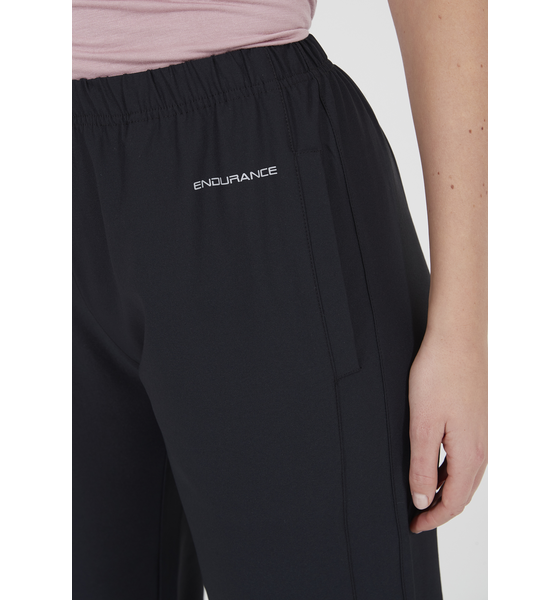 ENDURANCE Tengah Training Pants på