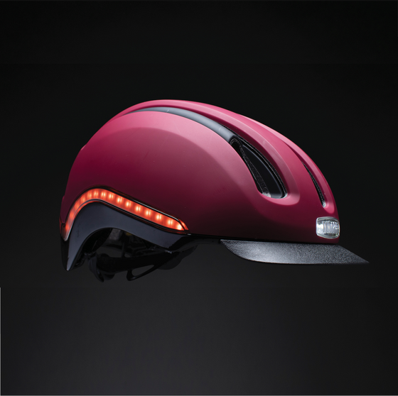 NUTCASE Vio Commute Cabernet Mips Light Helmet på