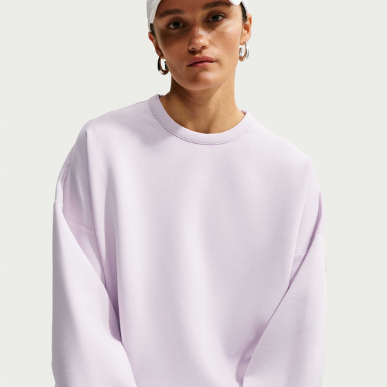 NIKE Women's Dri-fit Oversized Crew-neck Top 24.7 Impossiblysoft på