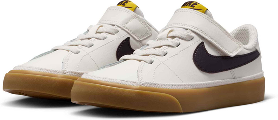 NIKE Younger Kids' Shoes Nikecourt Legacy på