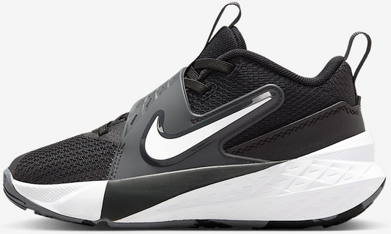 NIKE Younger Kids' Shoes Team Hustle D 12 på