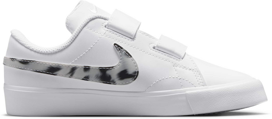 NIKE Younger Kids' Shoes Tennis Essential på