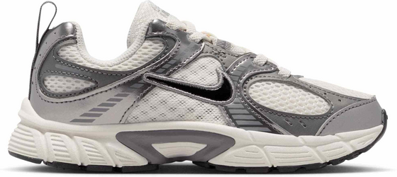 NIKE Younger Kids' Shoes V5 Rnr på