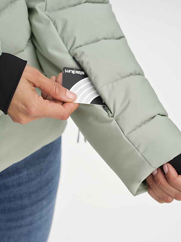 EVEREST W Zeda Jacket på
