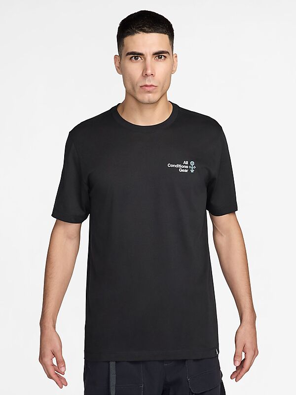 NIKE M ACG DF TEE STD TRAIL NRG U26 på