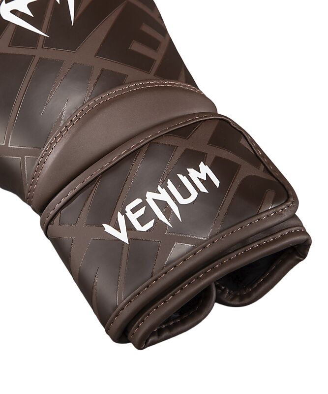 VENUM CONTENDER 1.5 XT 3D BOXING GLOVES på